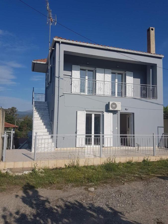 Eva'S Apartments Nafpaktos Esterno foto